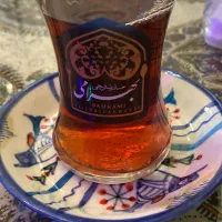 نیروی خانم برای کافه رز