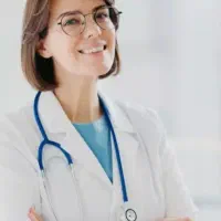 استخدام پزشک عمومی خانوم دارای پروانه همدان