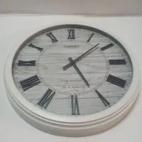 ساعت دیواری