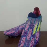 کفش چمنی در حد نو