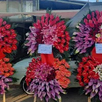 تاج گل برای نمایشگاه(بین‌المللی وسئول)ختم افتتاحیه