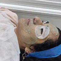 آف فشیال و پاکسازی پذیرش هنرجو فقط ۳۵۰۰|خدمات آرایشگری و زیبایی|نورآباد, |دیوار