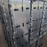 کارگر (همکار) برای کار در انبار