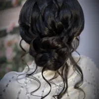 آموزش و خدمات شینیون|خدمات آرایشگری و زیبایی|رشت, چله خانه|دیوار