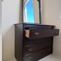 میز دراور چوبی و آیینه و میز تحریر