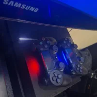 ps4 500gig بسیار سالم دو دسته