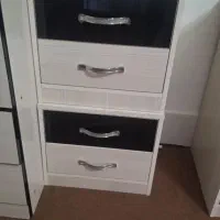 تخت و پاتختی کاملا سالم|تخت و سرویس خواب|قم, چهل اختران|دیوار