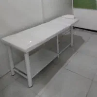 ۱ صندلی پدالی/۳ تخت تمیز پایه استیل/ نو و محکم|آرایشگاه و سالن‌های زیبایی|فردیس, فردیس|دیوار