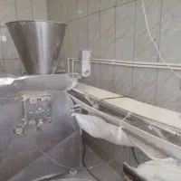 دستگاه چانه گیر به همراه میز|ماشین‌آلات صنعتی|بن, |دیوار