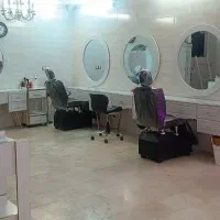 وسایل سالن زیبایی بصورت یکجا|آرایشگاه و سالن‌های زیبایی|بروجرد, |دیوار