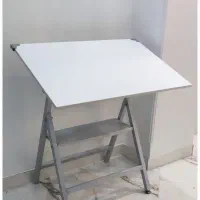 میز نقشه کشی مهندسی