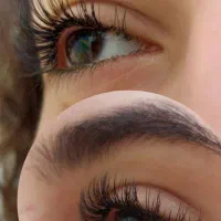 اکستنشن مژه کاشت هیدن لیفت و لمینت مژه و ابرو