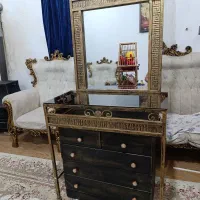 میز و آینه ،دراور
