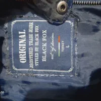 کاپشن|لباس|قرچک, پویینک|دیوار