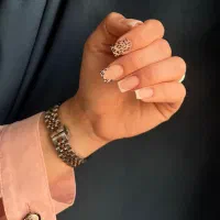خدمات ناخن