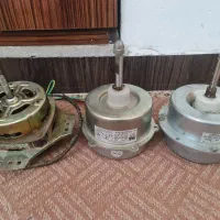 تعدادی موتور و سنباده زن