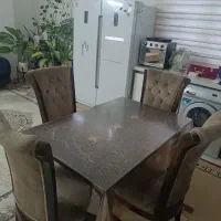 میز ناهار خوری ۴نفره