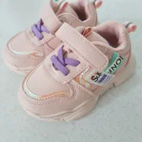 کفش بچگانه نو مناسب سیسمونی و کادو