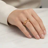 انگشتر طلایی