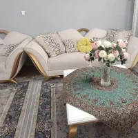 مبل 7 نفر و نهارخوری 8 نفر