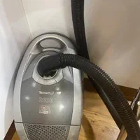 جارو برقی تکنوکیت