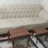 مبل هفت نفره و میز عسلی و میز غذاخوری