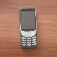 نوکیا 8210با قابلیت گذاشتن عکس برای مخاطب