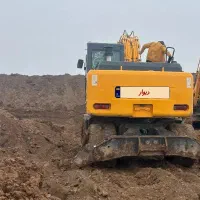 هیوندای ۱۷۰چرخ لاستیکی