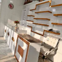 دکور ویترین مغازه .ام دی آف هایگلاس