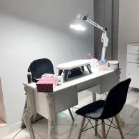 وسایل کاشت ناخن در حد نو