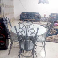 میز ناهار خوردی
