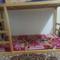 تخت چوبی دو طبقه