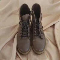 نیم بوت زنانه قهوه ای