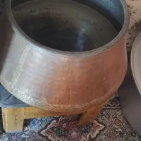 قابلمه قزان قدیمی قدمت دار 8300وزن داره