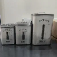 سطل برنج و قند و شکر در حد