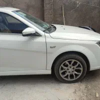 دنا پلاس اتوماتیک|خودرو سواری و وانت|بیرجند, |دیوار