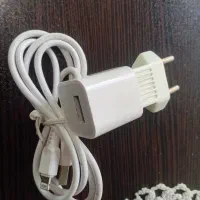 شارژر آیفون به همراه کابل