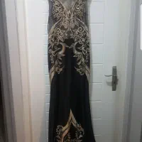 لباس زیبا وفاخر