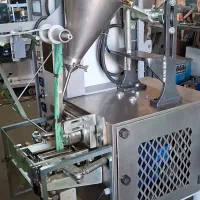 دستگاه بسته بندی نمک .سماق .اویشن. نسکافه .سس عسل