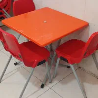 میز وصندلی مارک ناصر