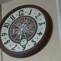 ساعت در حد خیلی خیلی نو ۳ ماه استفاده شده