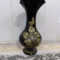 گلدان شیشه ای مشکی و بلوری|گل مصنوعی|مشهد, طبرسی شمالی|دیوار