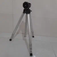 سه پایه دوربین