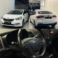 سراتو ۲۰۱۵ بی رنگ