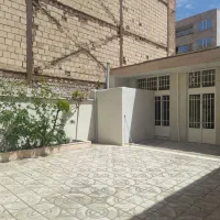 اجاره خانه ویلایی دربستی ۲۳۰متری، دوخوابه