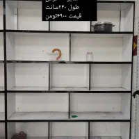 ویترین و قفسه پیشخوان