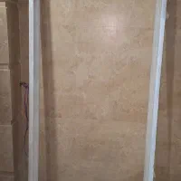 چهار چوب فلزی درب اتاق