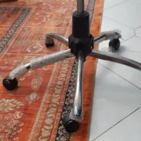 پایه چرخ دار صندلی اداری