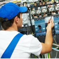 نیاز به کارگر نیمه ماهر برق