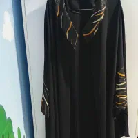 تعدادی مانتو وشلوار